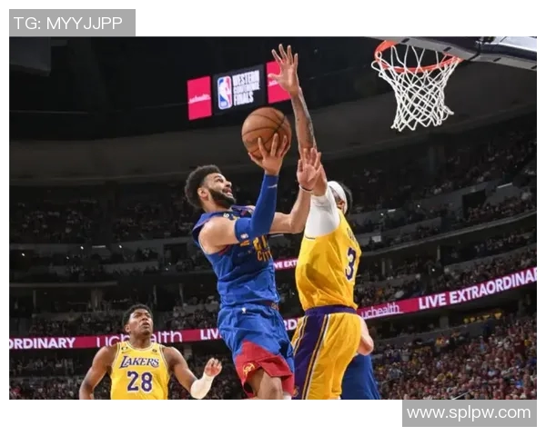 勇士与掘金季前赛直播精彩对决全程回顾与分析